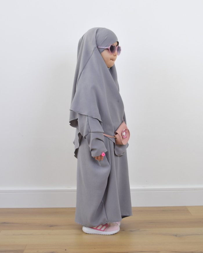 Kids Abaya With Khimar Set.